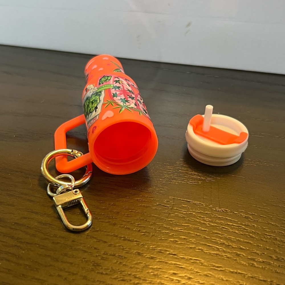 Vibrant Orange Mini Tumbler Keychain with Leaf Design - Picture 2 of 2
